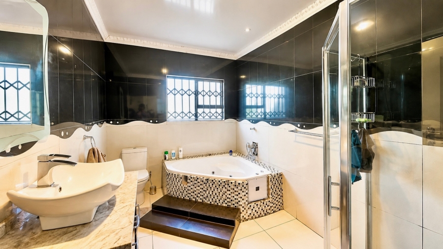 3 Bedroom Property for Sale in Orkney Park North West